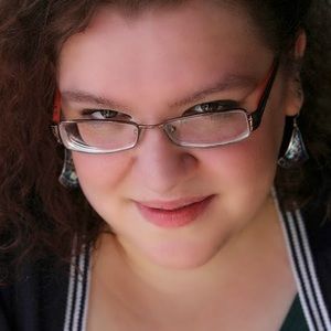 Meet your Posher, Madeline